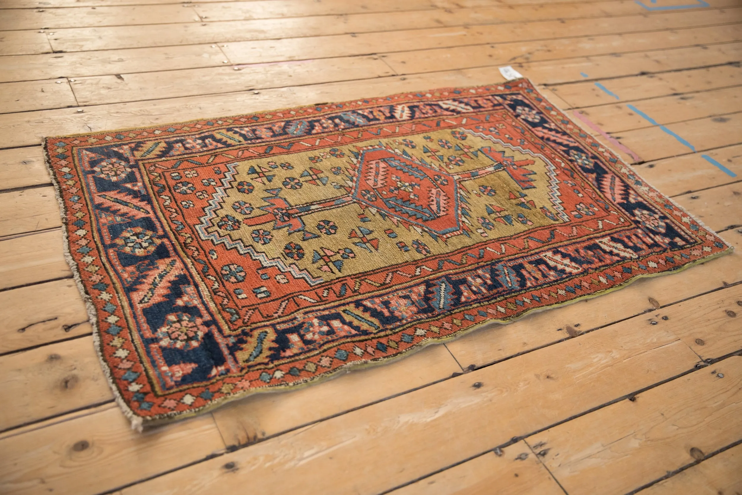 2.5x4.5 Antique Heriz Rug