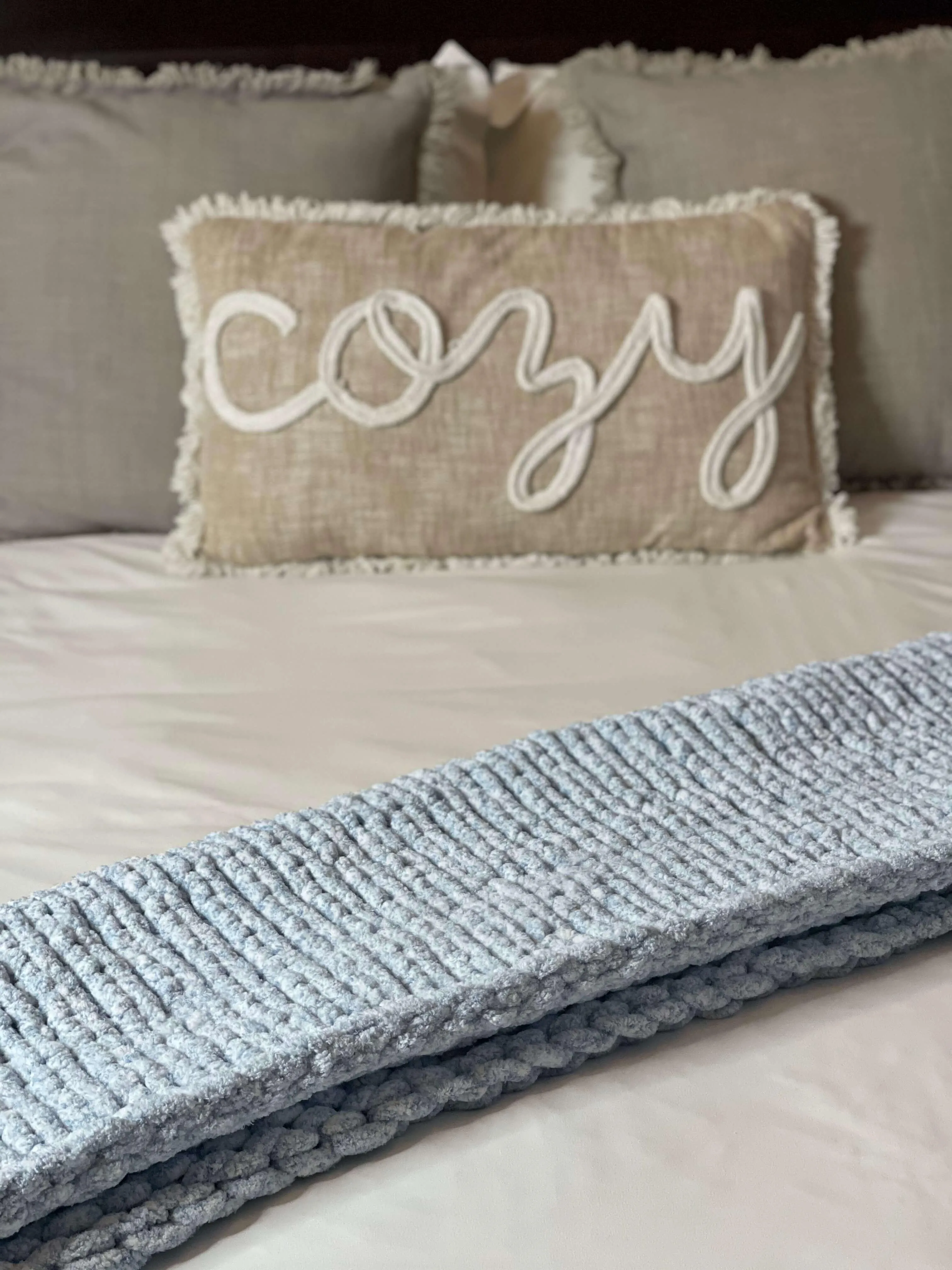 Angel Eyes Lil' Cozy Throw