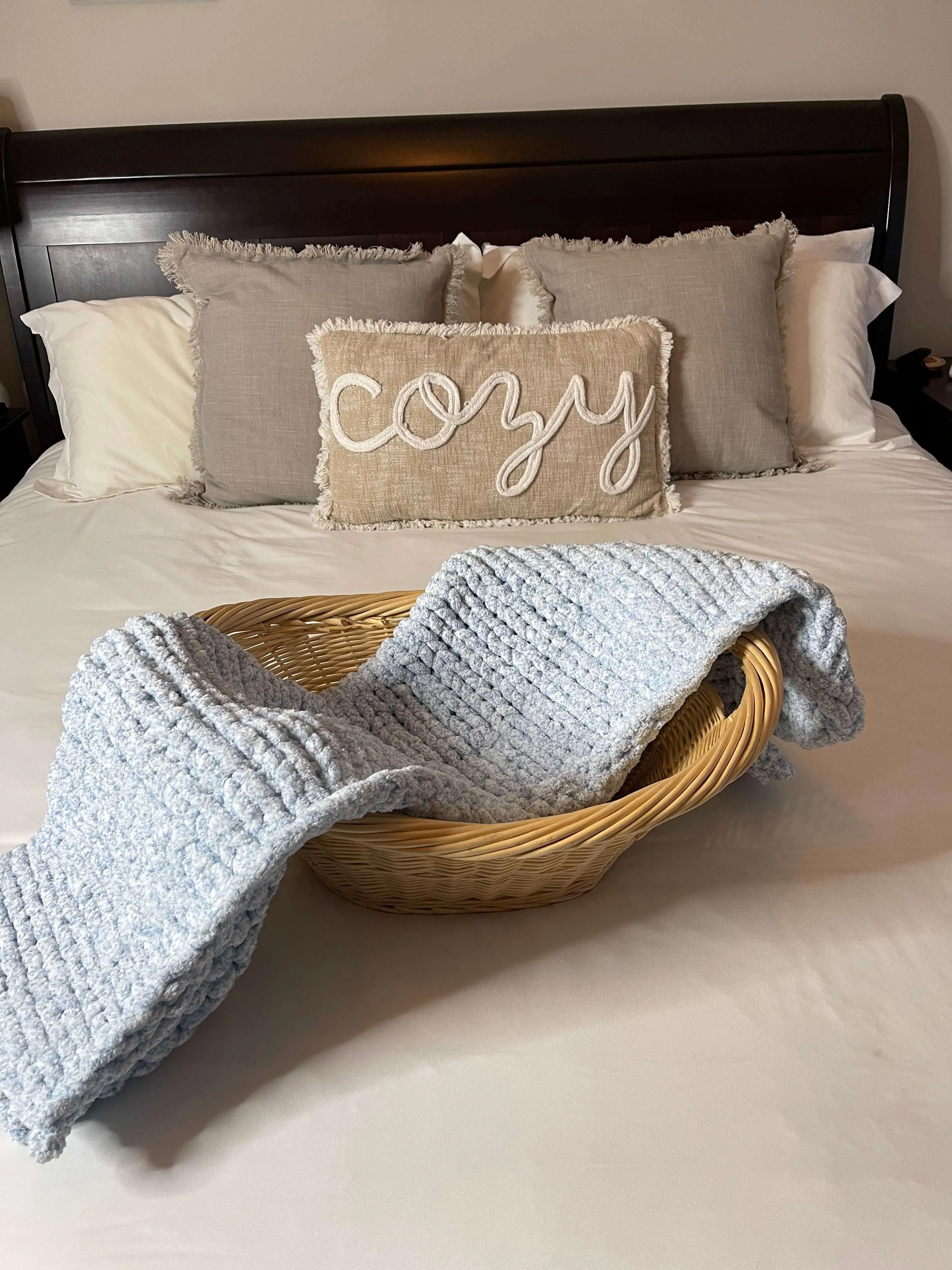 Angel Eyes Lil' Cozy Throw
