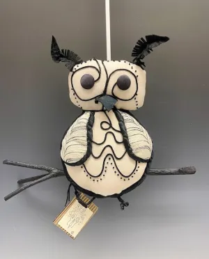 BIRDS OF A FEATHER SERIES - "RUTH" DS222020
