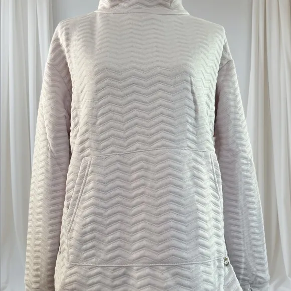JNY- BNWT Cozy Chevron Quilted Patterned Pullover