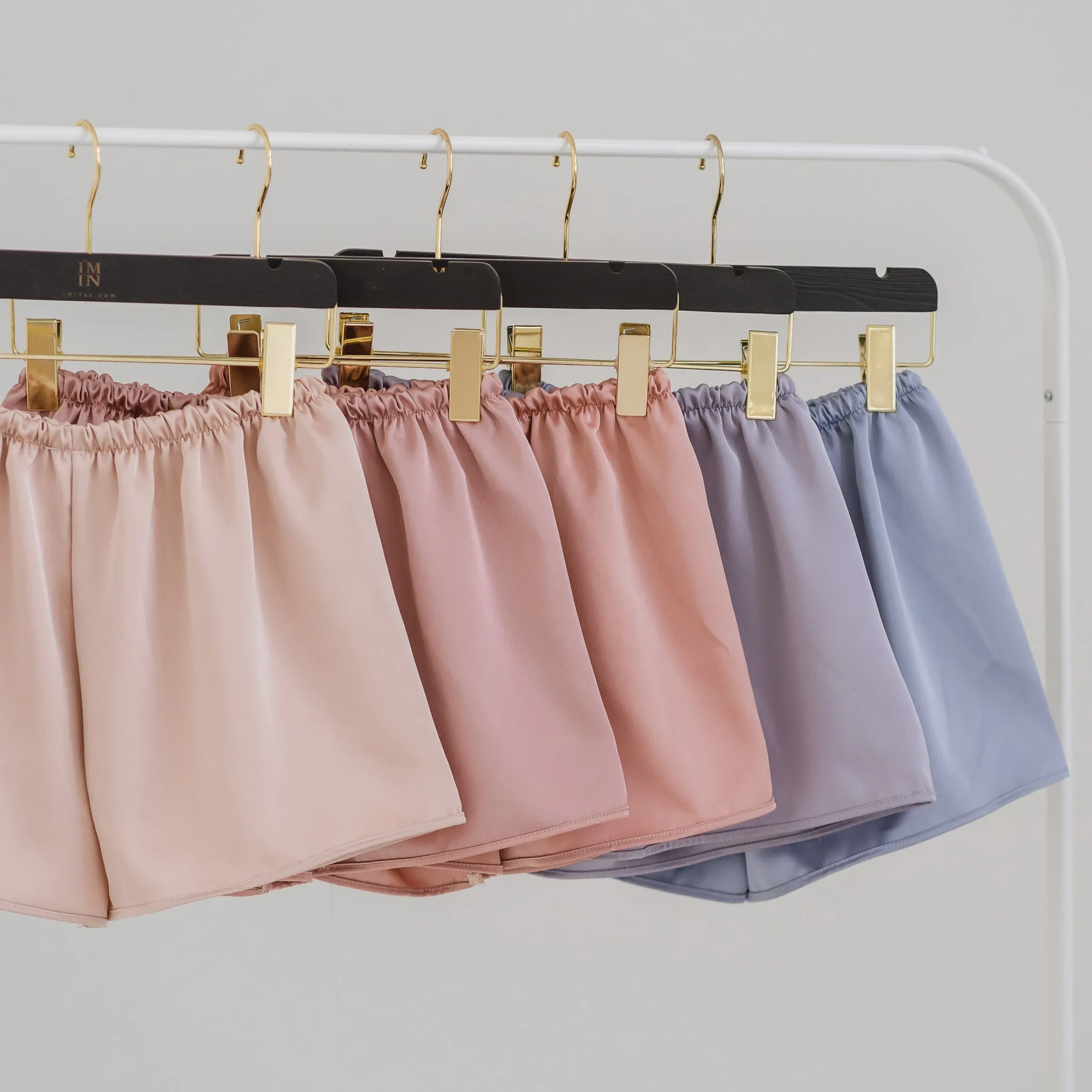 Luxurious Cooling Crease-less Satin Shorts in Champagne Mist