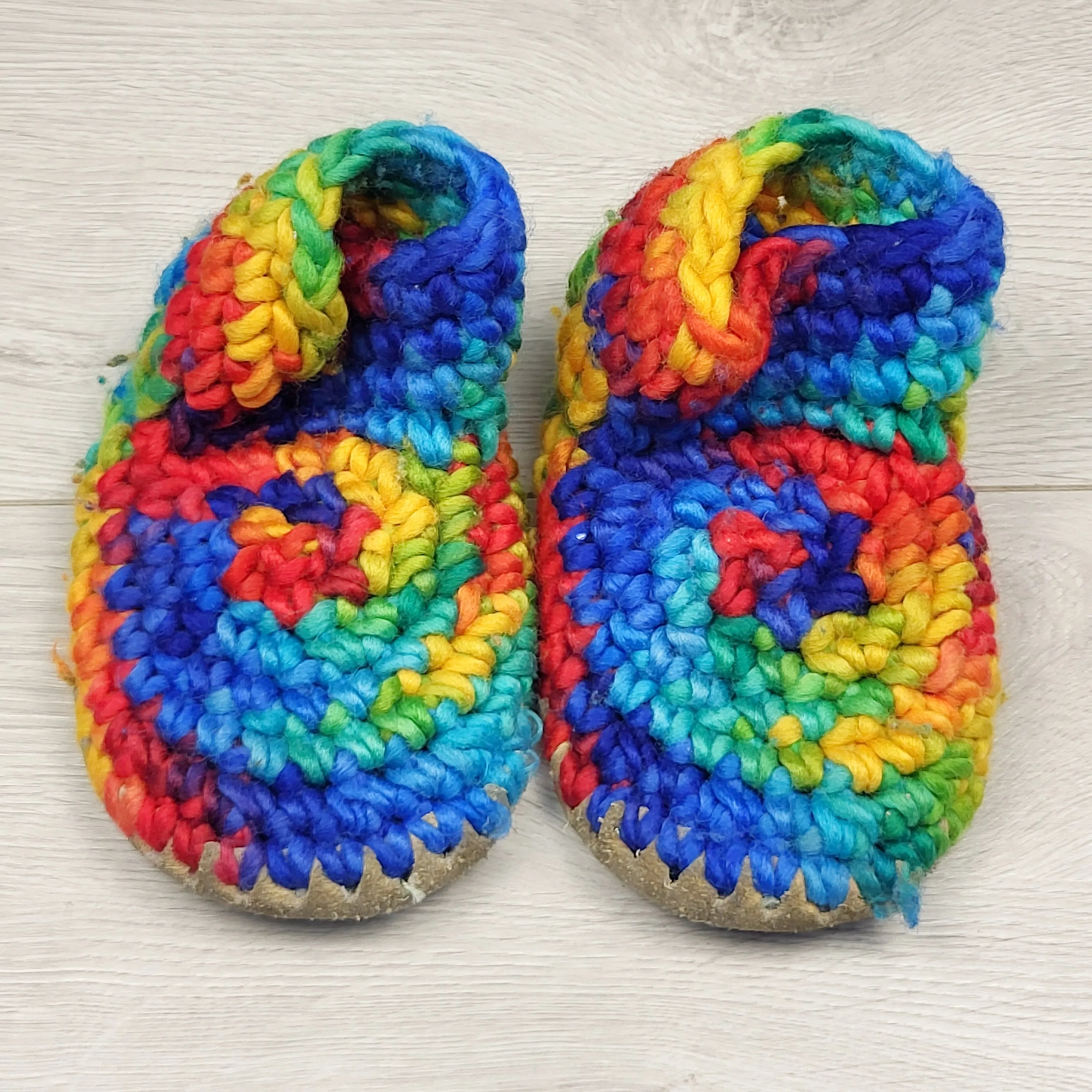 MSK1 - Rainbow padraig style slippers. Size like a 7/8