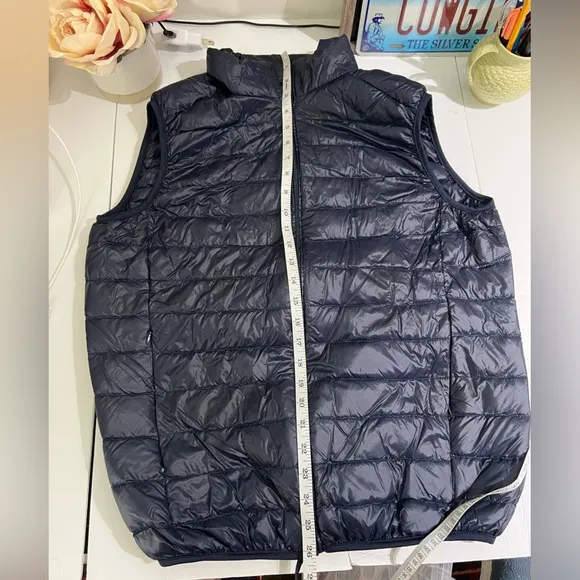 Navy Blue Lightweight Down Puffer Vest Quilted Sleeveless Full Zip Fits Medium