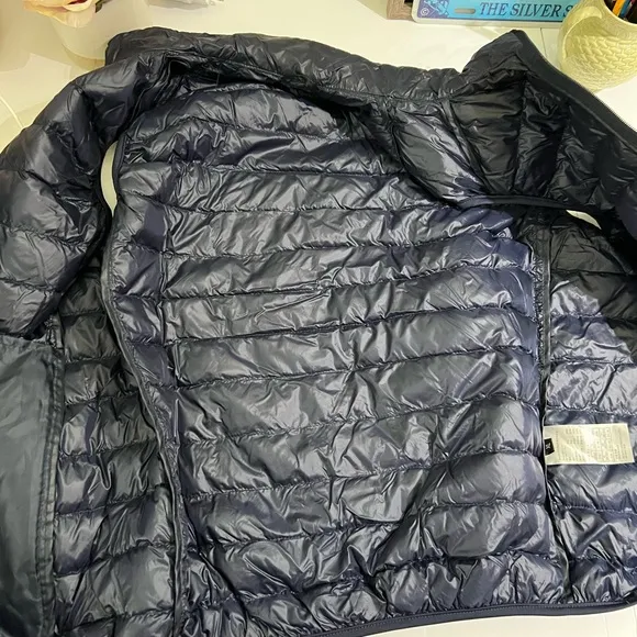 Navy Blue Lightweight Down Puffer Vest Quilted Sleeveless Full Zip Fits Medium