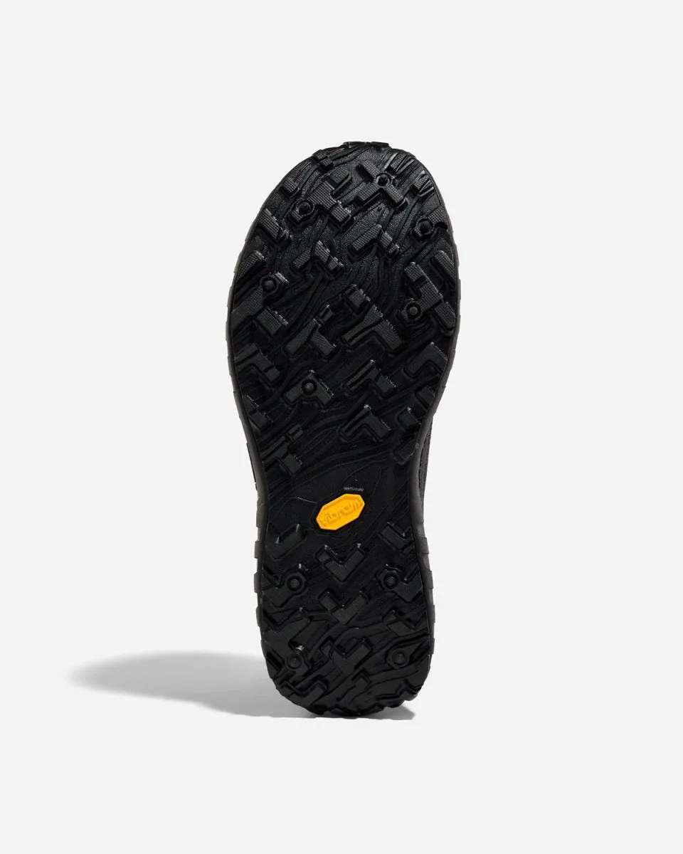 Norda 001 W - Stealth Black