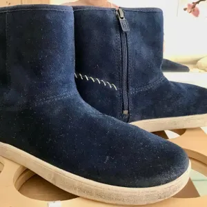 NWOB - UGG Kids Rye Boot