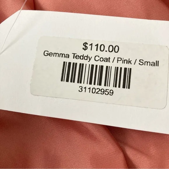 NWT- (Fits like a medium)Sadie And Sage ‘Gemma Teddy Coat’ Baby Pink Color