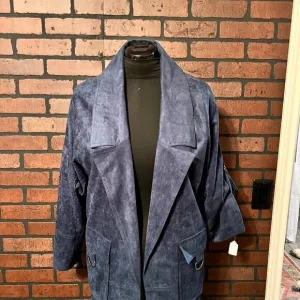 NWT Ivy Jane Faux Suede Jacket with Open Front. Size Med.