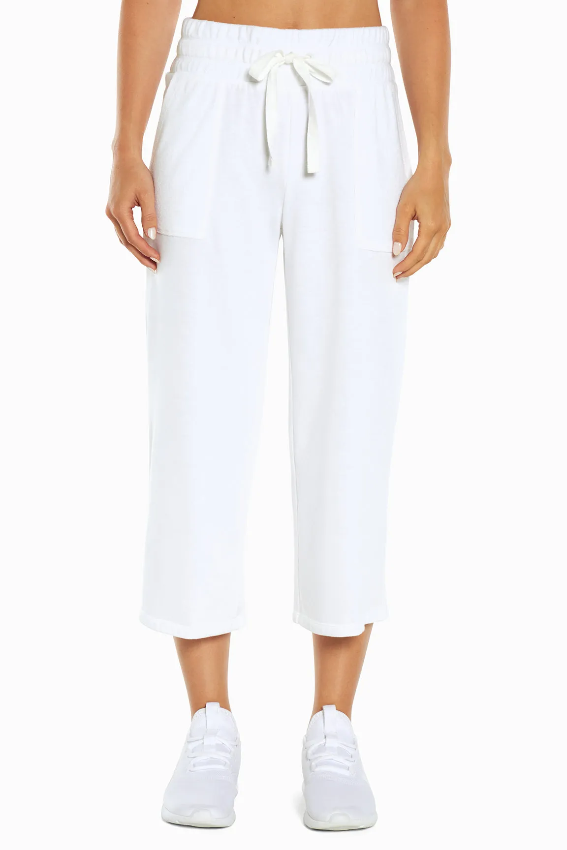 Sammy Capri (White)