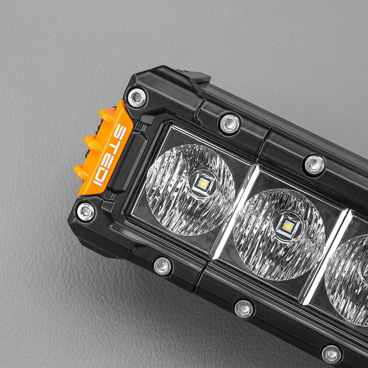 Stedi  ST3301 Pro 7.5″ 4 Led Light Bar