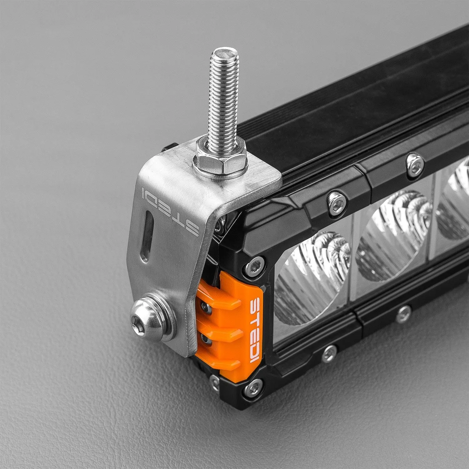 Stedi  ST3301 Pro 7.5″ 4 Led Light Bar