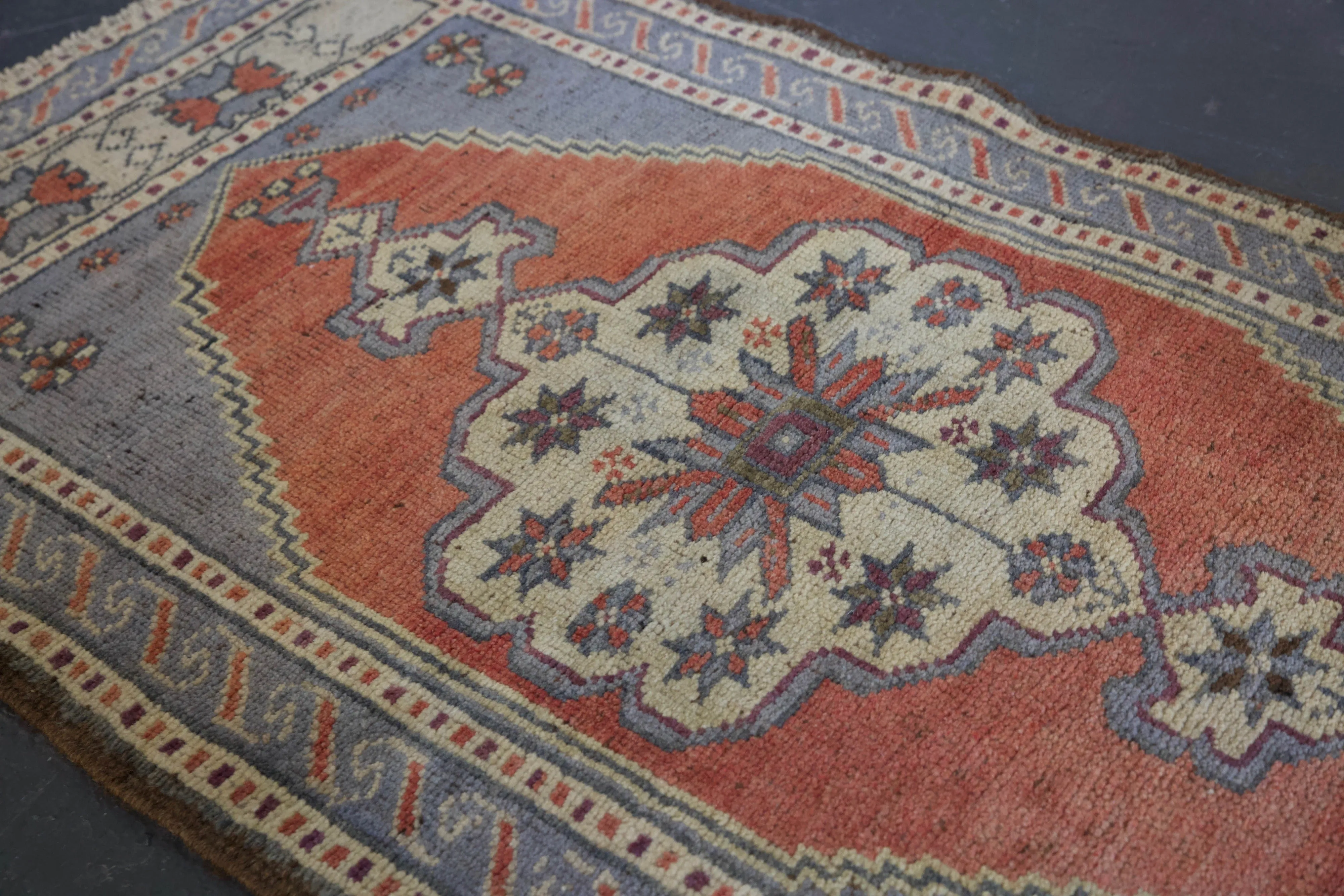 Vintage Mini Turkish Rug 1'8"x3'5"