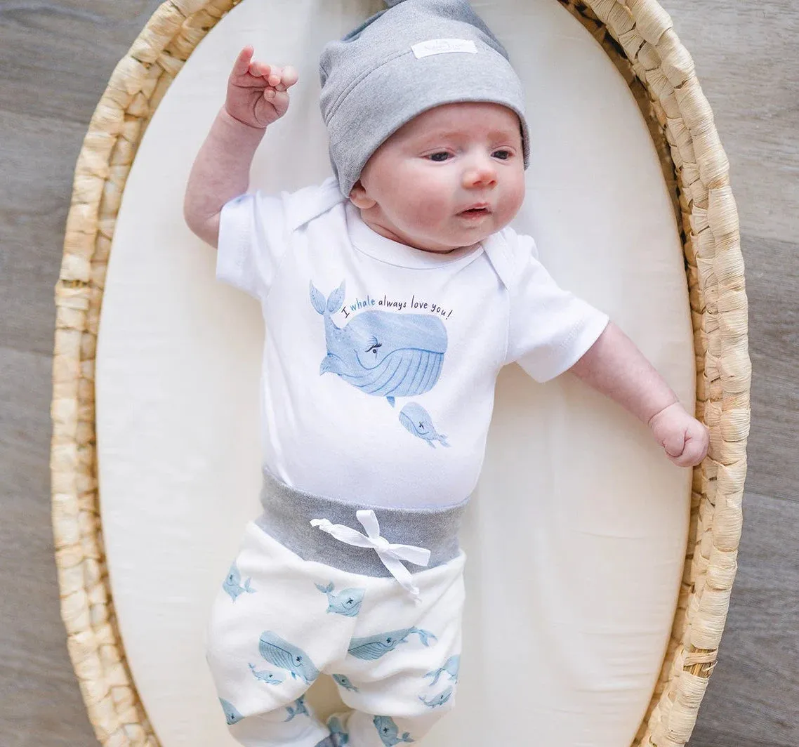 Whales "I whale always love you!" | Organic Baby Gift Basket 7pcs | Baby Boy