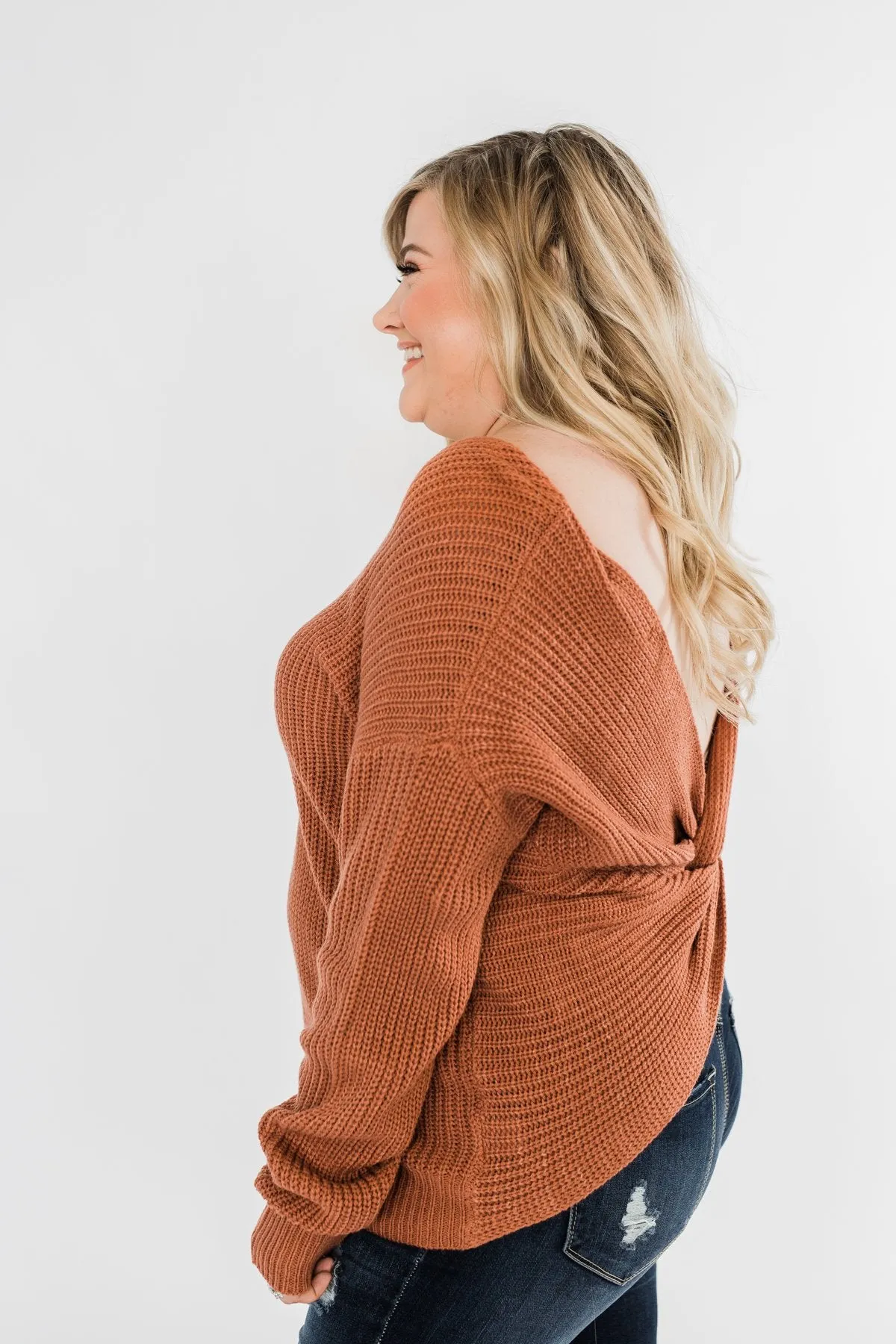 Xoxo Open Back Twist Sweater- Rust
